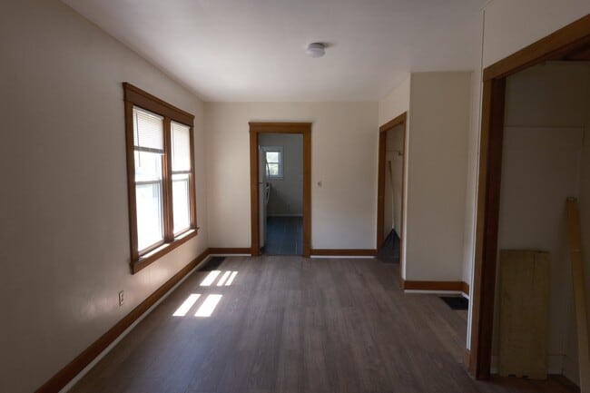Photo - 840-840 Woodbine Ave SE Unit 840