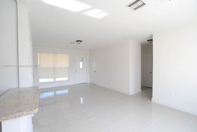 Photo - 3110 SW 33rd Ave