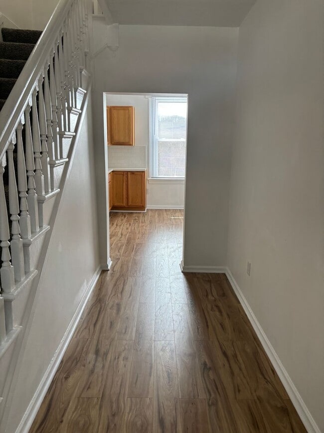 Photo - 814 W Beverley St Unidad apt #1