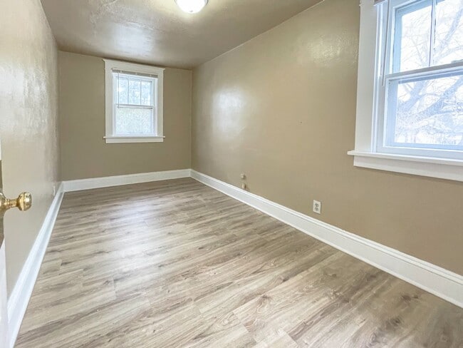 Photo - 408 Pine St Unit Upper