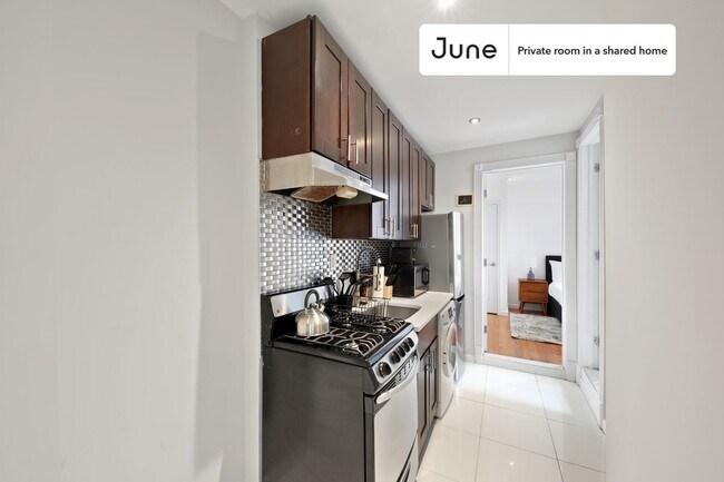 Room in Shared 3 bed/1 bath home in Upper West Side