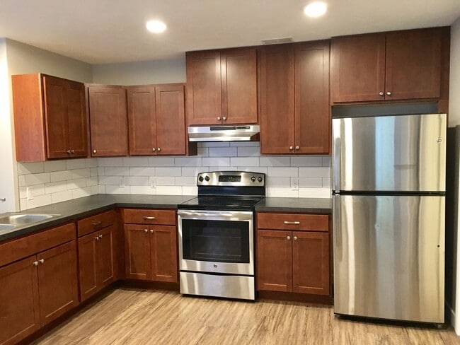 Photo - 924 Dayton St SW