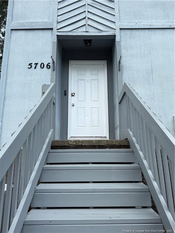 Building Photo - 5706 Aftonshire Dr Rental