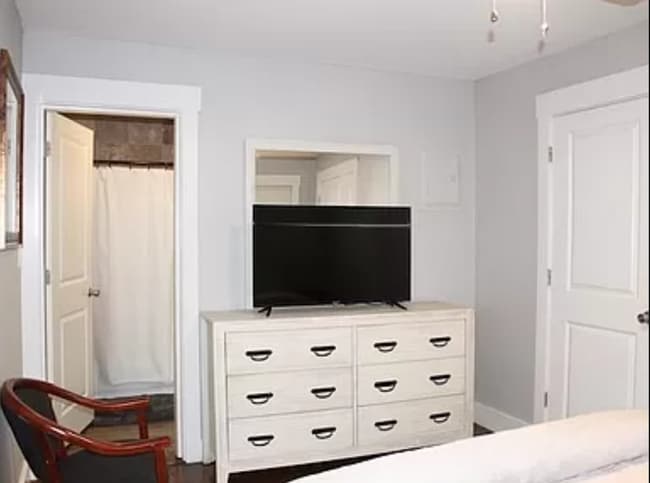 Photo - 3 bed 2 bath in Dekalb!