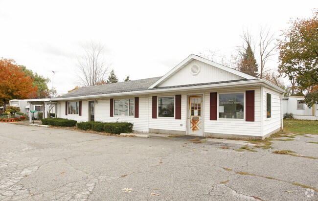 Photo - Robin Hood Estates Apartments