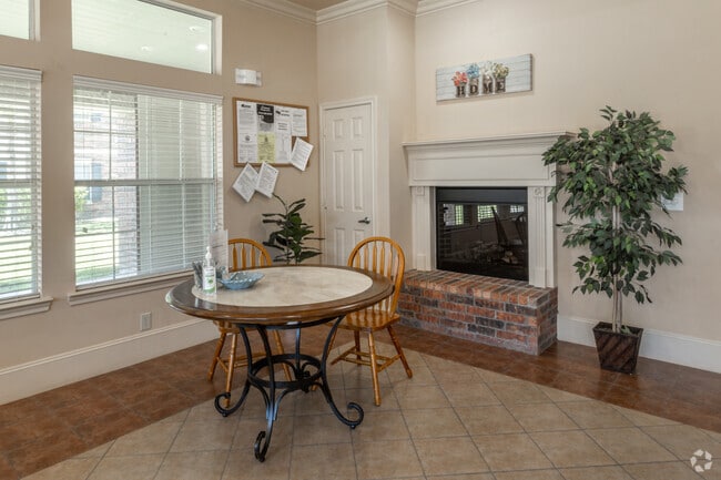 Leasing Office - Atascocita Pines