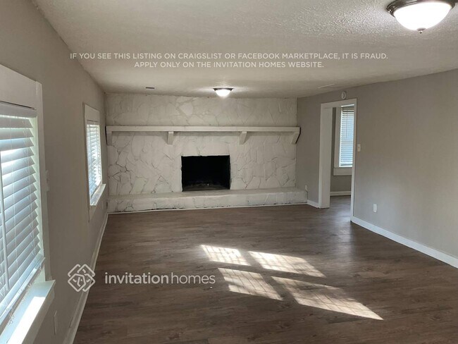 Photo - 547 Rustic Rd