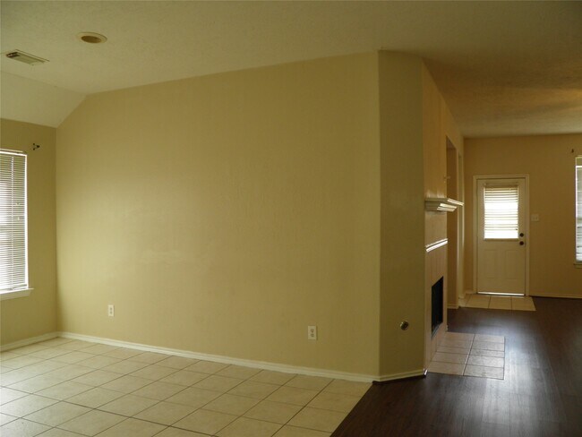 Photo - 6403 Bonnie Chase Ln