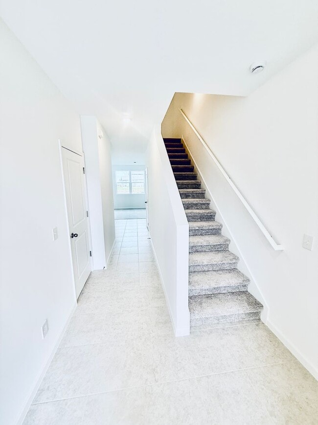 Photo - 3 Bed, 2.5 Bath, Corner Unit Townhome