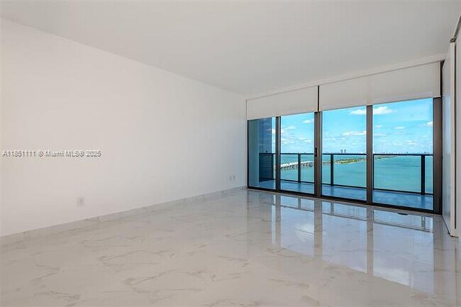 Photo - 3131 NE 7th Ave Unit 3131 NE 7th Ave  2104
