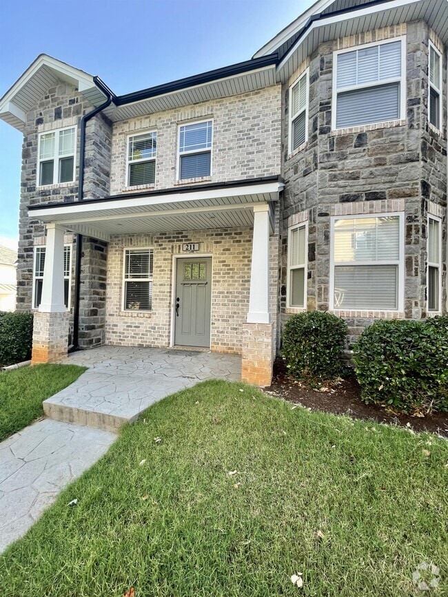 Building Photo - 211 Capstone Dr Rental