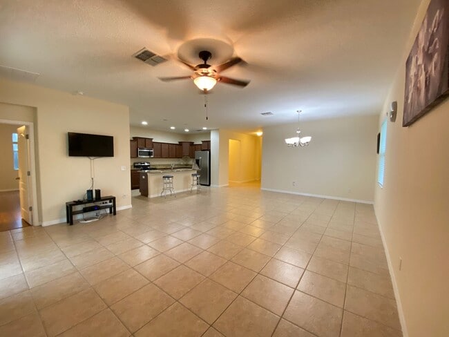 Photo - 2555 Carrickton Cir