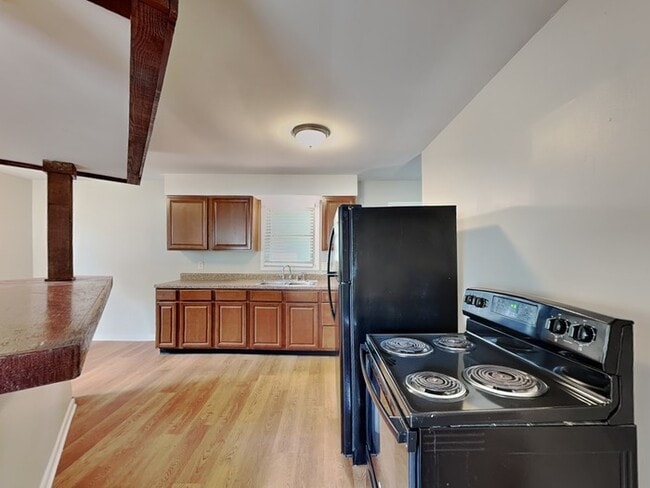 Photo - 4839 N Kenmore Rd