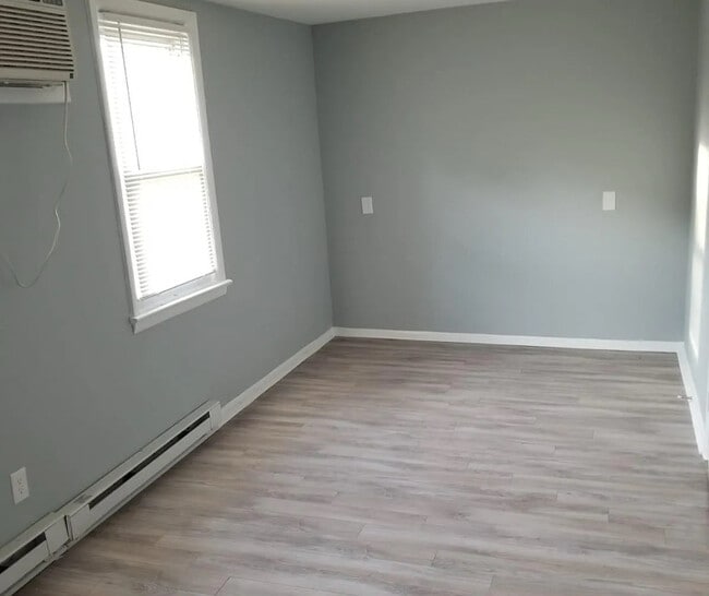 Building Photo - 18 Bedford Terrace Unit 1, Irvington, NJ 07111 Rental