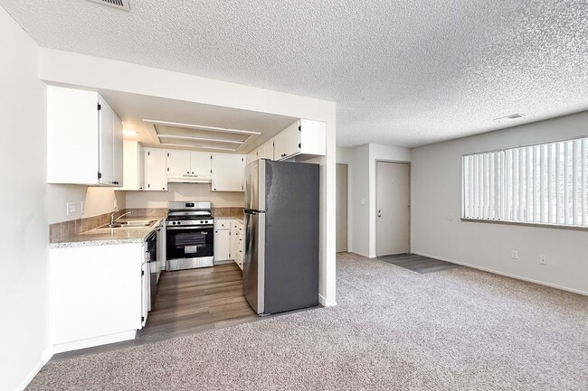Photo - Avalon Court Apartments