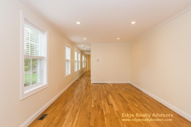 Photo - 207 Arlington St Apartments Unit 1