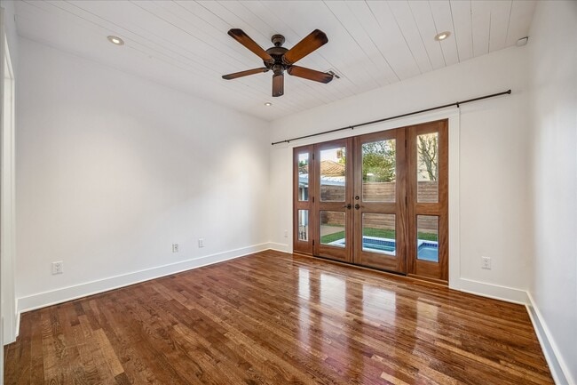 Photo - 6036 Feagan St