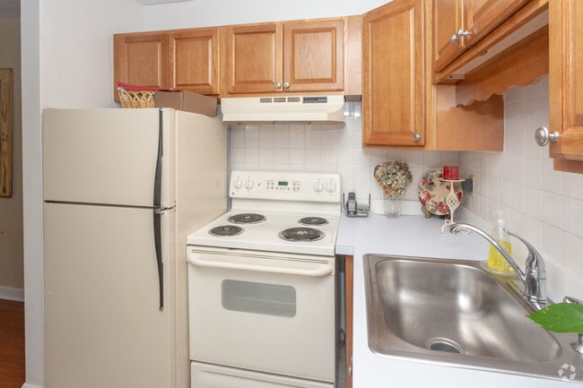 Photo - Brook Village East