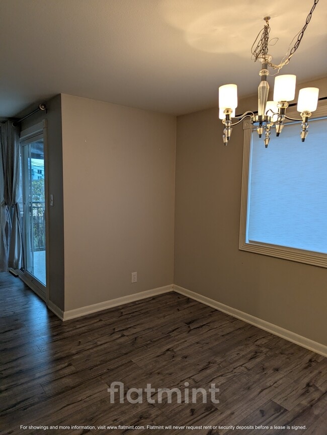 Photo - 8720 Phinney Ave N