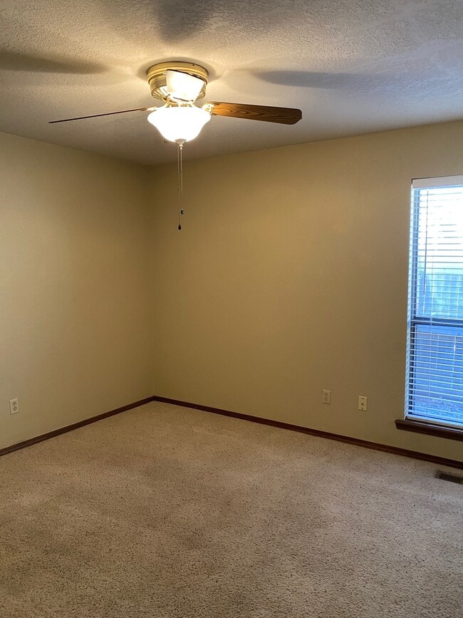 Photo - 2504 Tredington Way