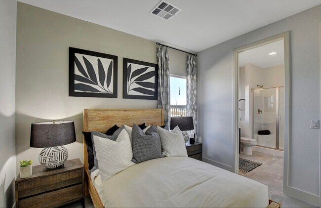 Photo - 1111 Blue Diamond Rd