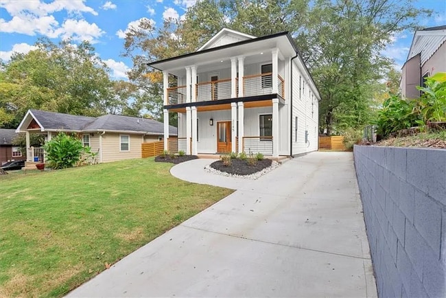 Photo - Spacious 4BR/4BA Home in Prime College Park Location