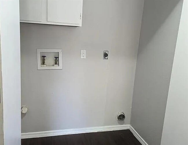 Photo - 2405 W Slaughter Ln