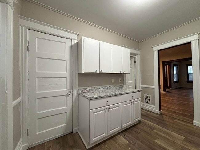 Photo - 205-207 Magee Ave Unidad 207 Magee