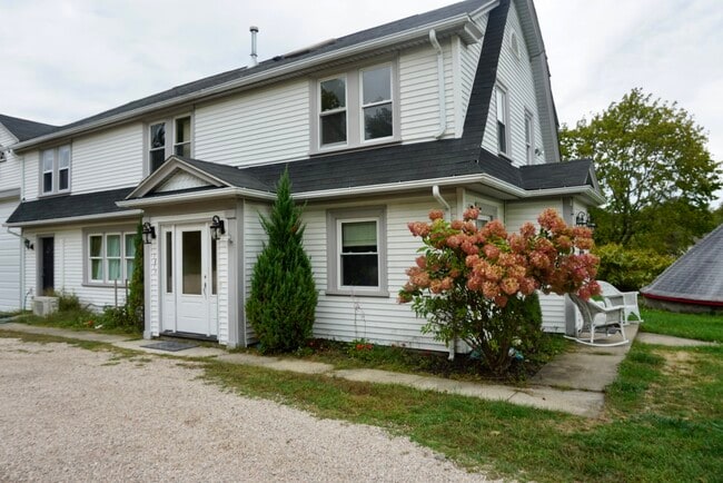 Photo - 145 Boon St Apartment Unit A