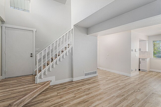 Photo - Spacious 1 Bed 1 Bath LOFT in the heart of Aurora Hills!