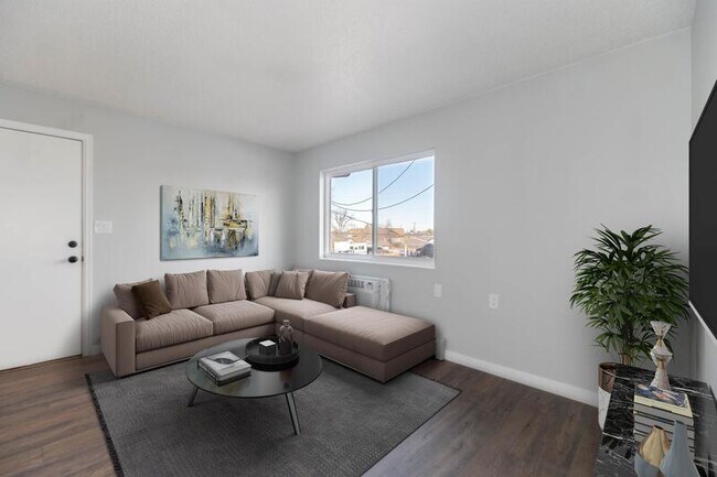 Photo - 1509 3rd Ave Unit 1