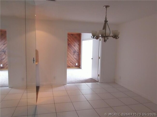 Photo - 1905 SW 86th Ave