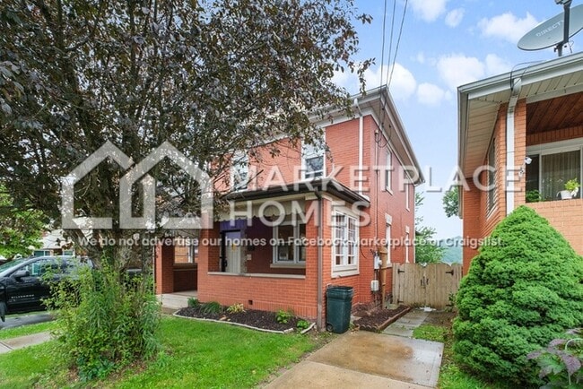 Photo - 649 Sixth St