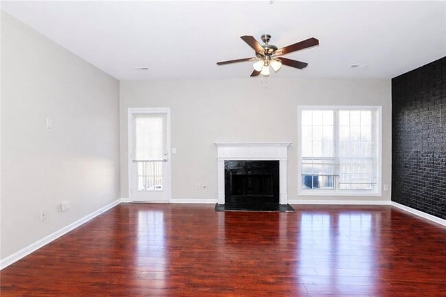 Photo - 7073 Biltmore Trce