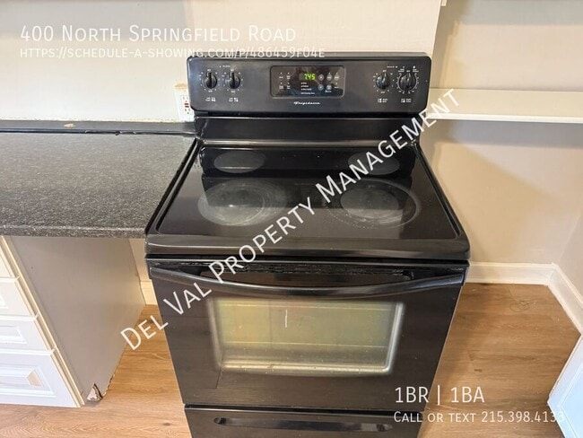 Photo - 400 N Springfield Rd