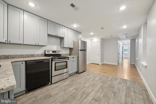 Photo - 518 N 40th St