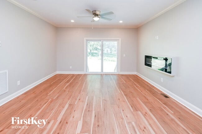 Photo - 1246 Pless St NW