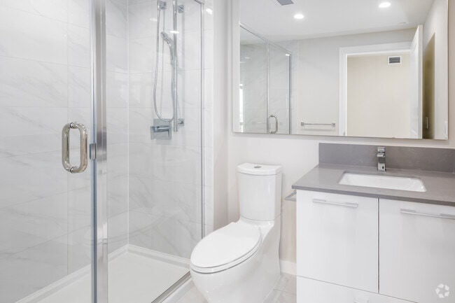2BR, 2BA + Flex - 830SF - Secondary Bathroom
