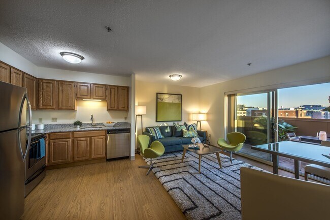 Waterford Place - Waterford Place Apartments