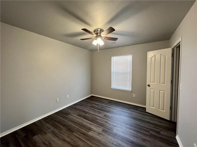 2004 S Old Wire Rd Townhome - Townhome Rental in Rogers AR | ForRent.com