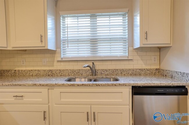 Photo - 226 Abercorn Dr