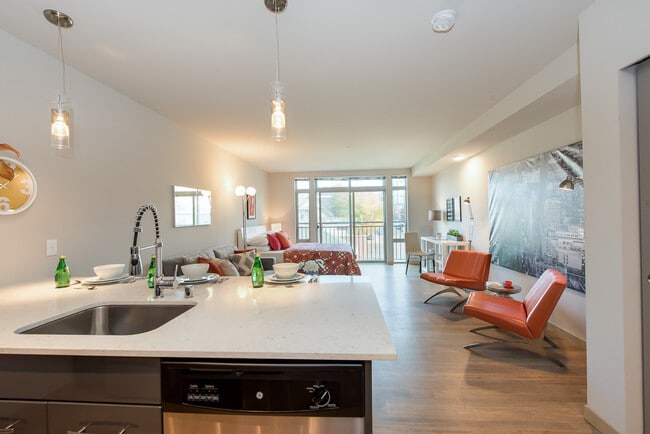 Zephyr Apartments