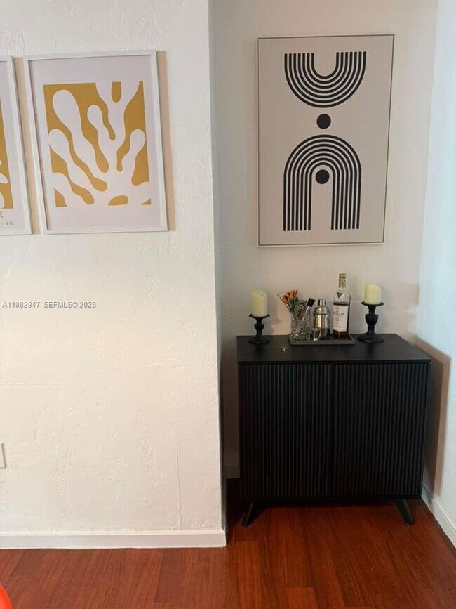 Photo - 901 Meridian Ave Unit 201