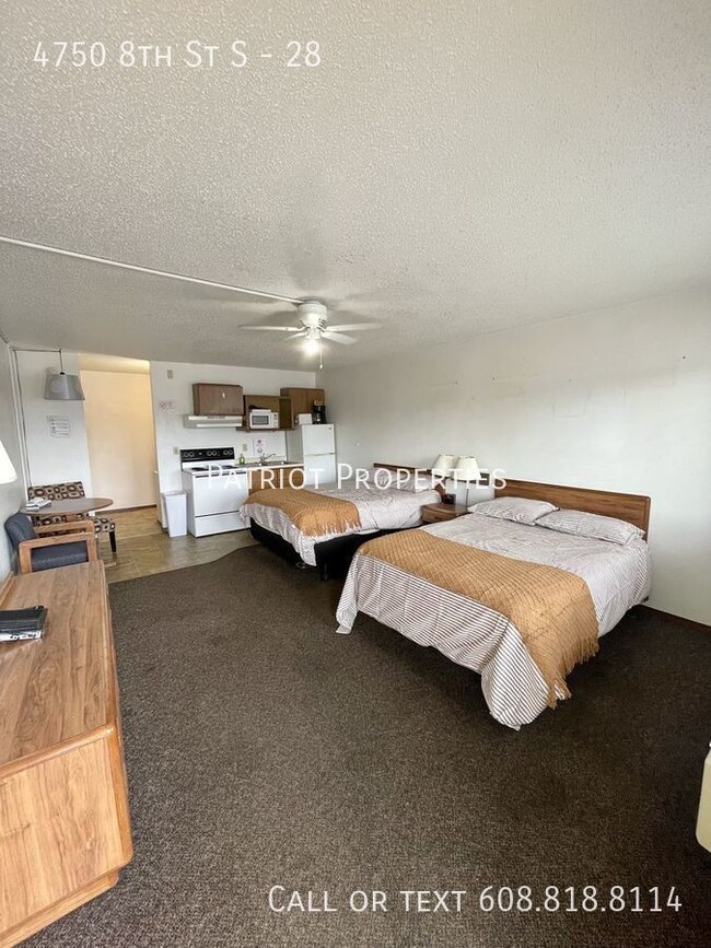 Studio with kitchenette in Wisconsin Rapid... - Studio with kitchenette in Wisconsin Rapid... Apartment Unit 28