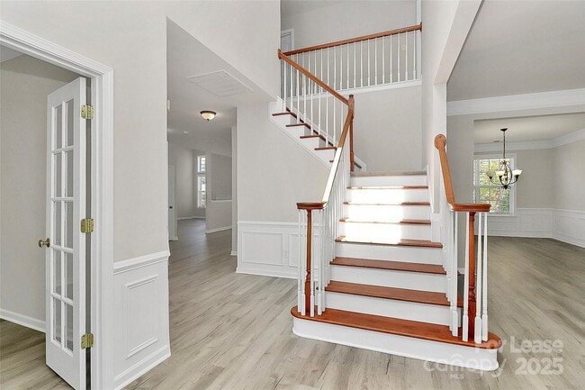 Photo - 2108 Oakcliffe Ct