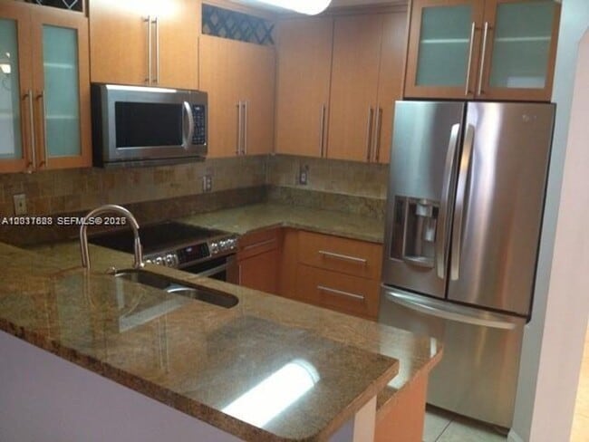 Photo - 6104 NW 114th Pl