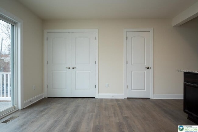 Photo - 1641 Riegel St