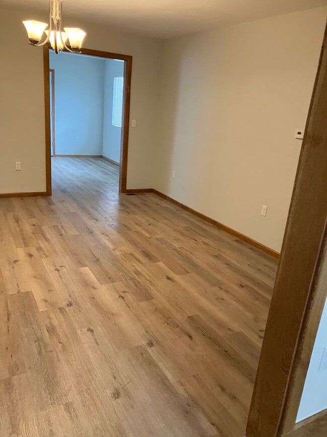 Photo - 3 Bedroom 2 bath house in Newberg