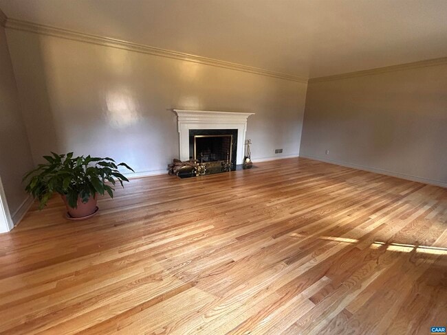 Photo - 214 Montvue Dr