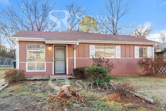 Photo - This adorable 4 bedroom, 2 bathroom home